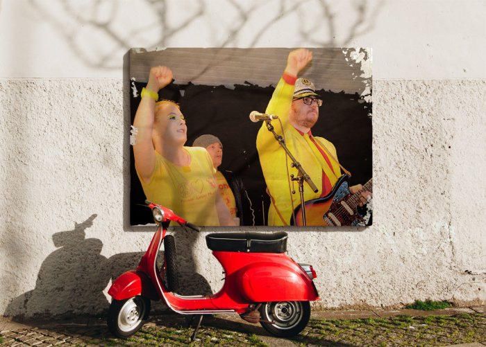 Mustard on the Wall
