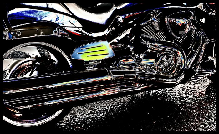 Suzuki M1800R 02